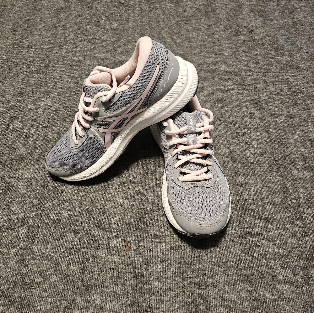 Ladies Asics running shoes